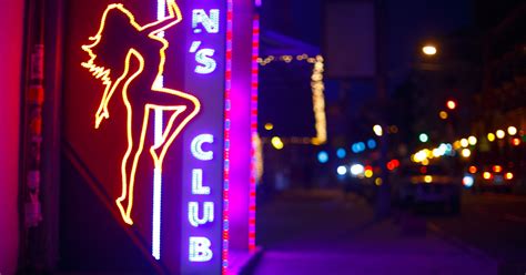 Brothels, Strip Clubs & Erotic Clubs in Paris 